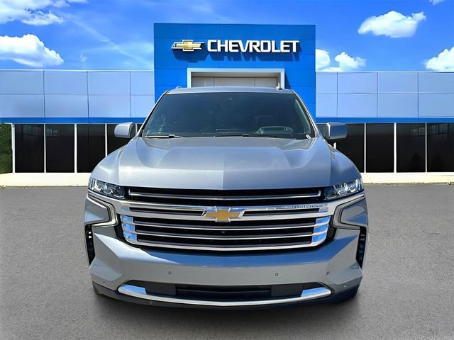 Used 2024 Chevrolet Suburban High Country w/ Advanced Technology Package image 8