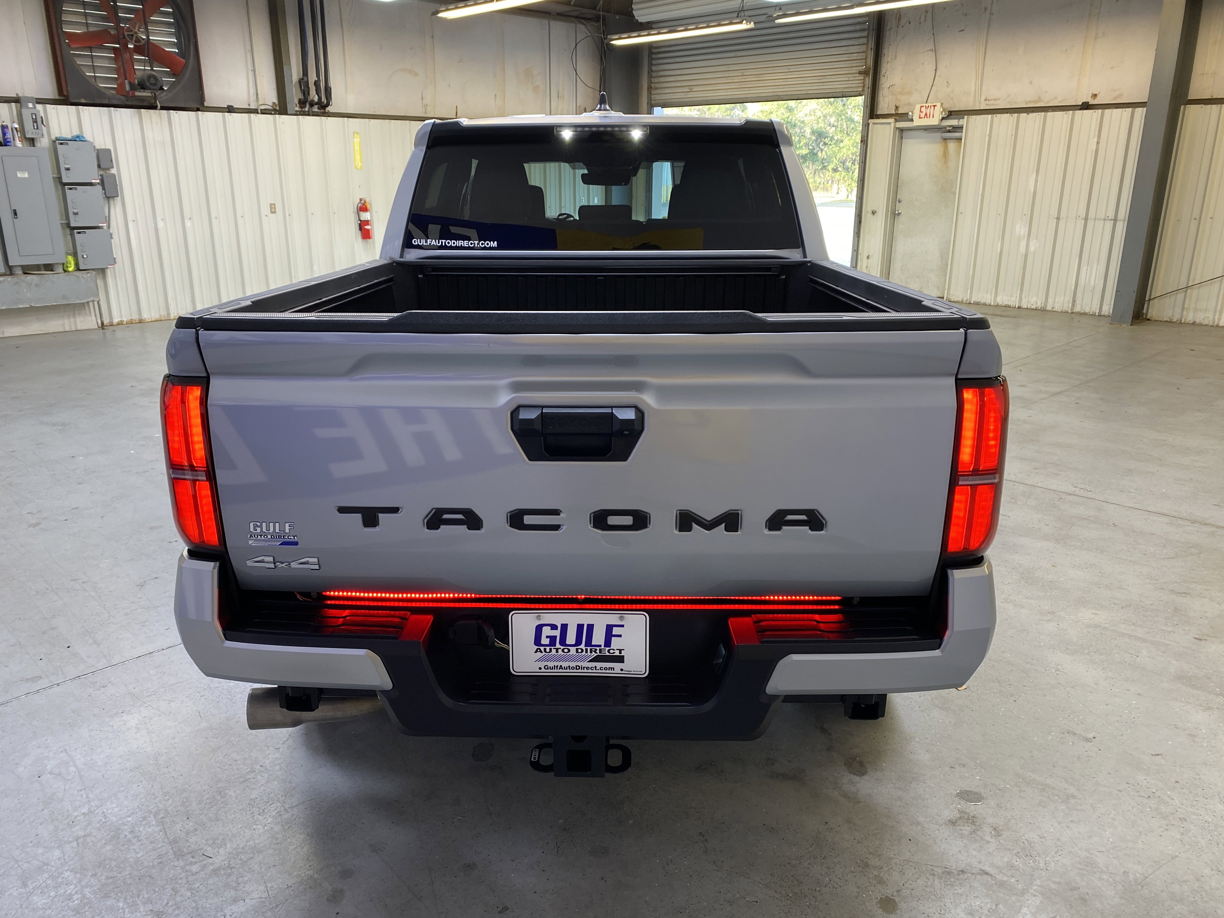 Used 2024 Toyota Tacoma SR5 image 7