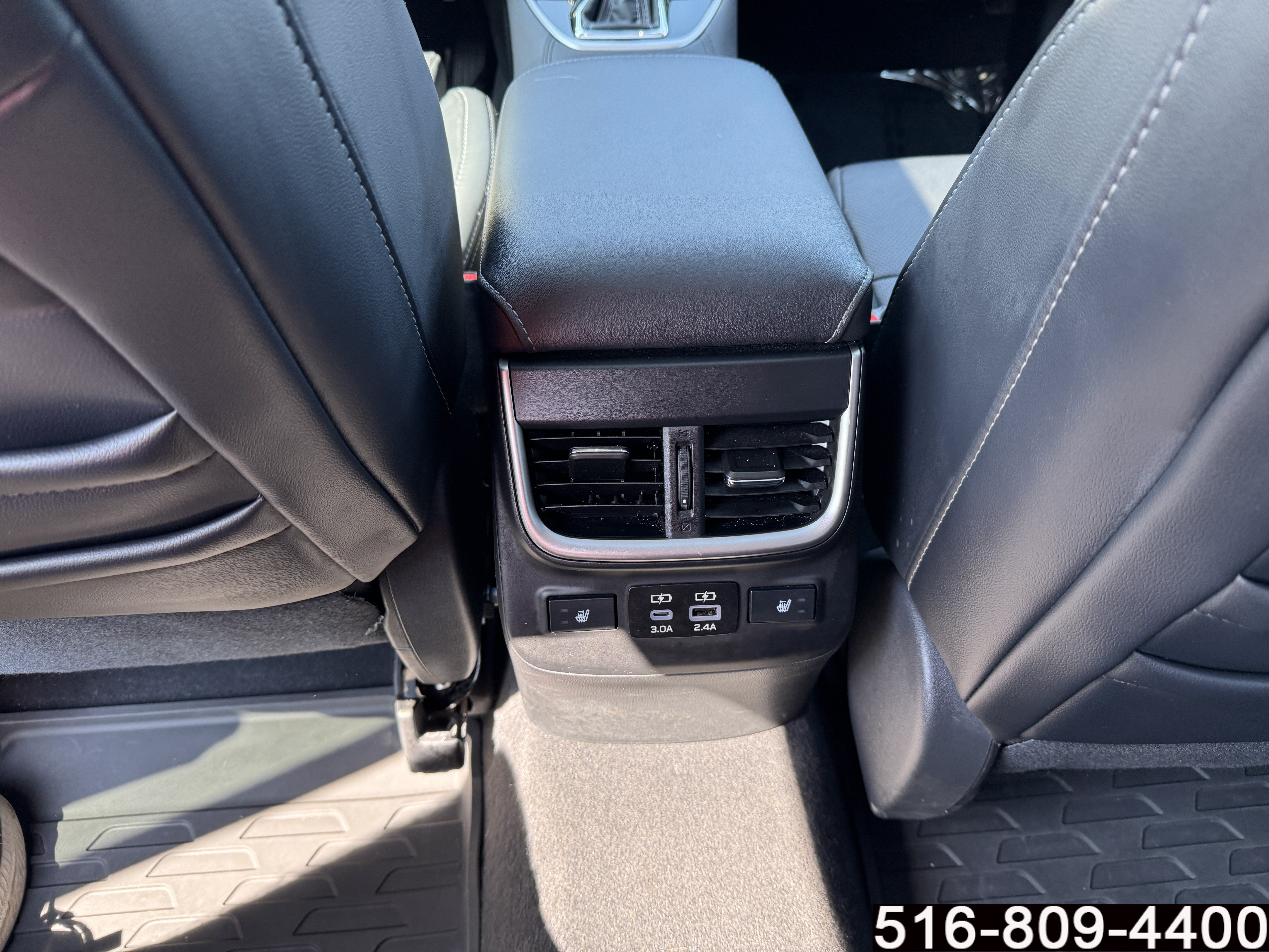 Used 2025 Subaru Outback Limited AWD/4WD image 17