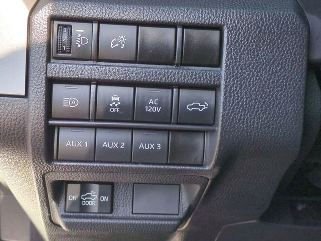 Used 2025 Toyota Tacoma TRD Sport image 19