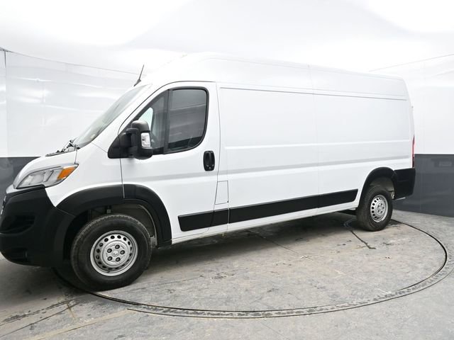 Used 2024 RAM ProMaster 2500 w/ Convenience Group image 3