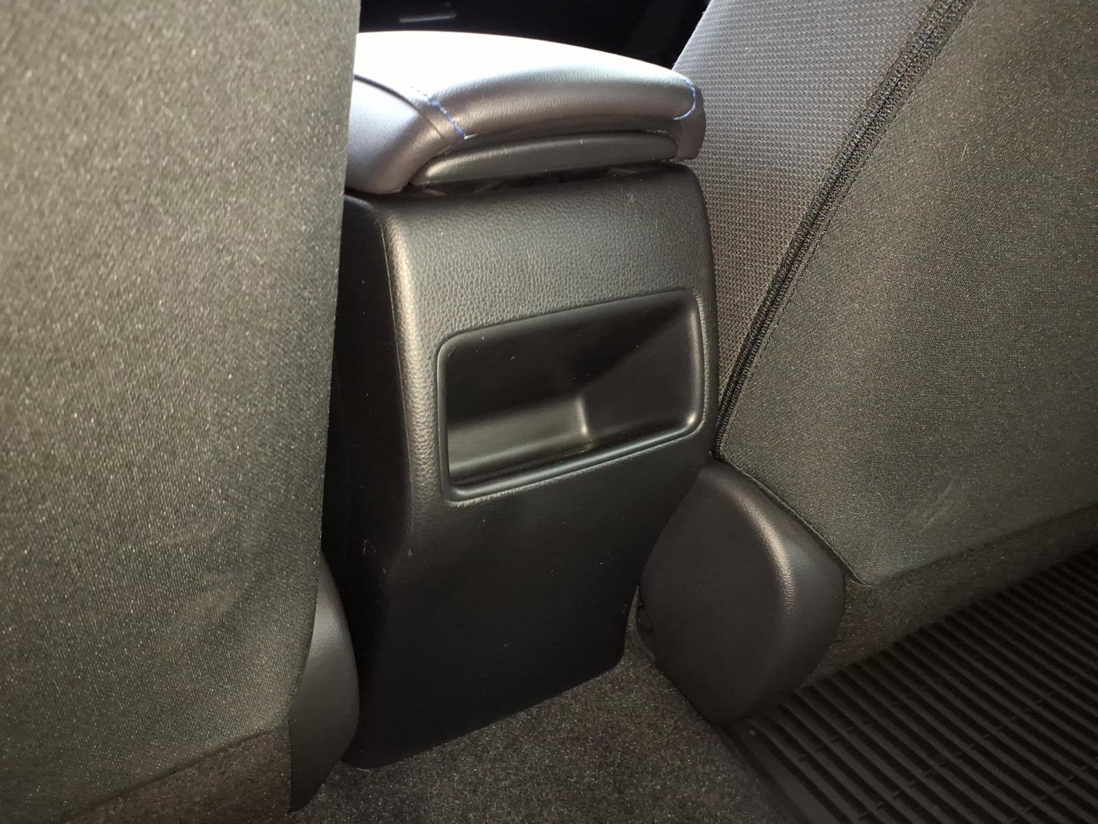 Used 2022 Toyota Corolla SE image 8