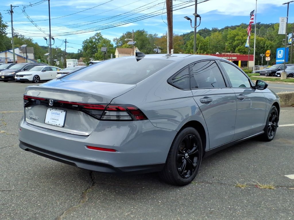 Certified 2025 Honda Accord SE image 6