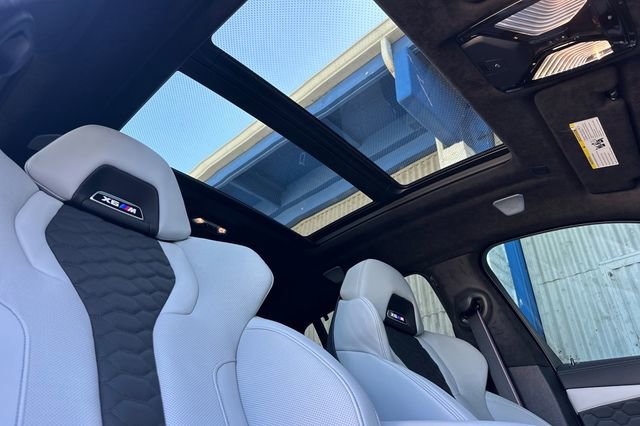 Used 2026 BMW X6 M Competition image 19