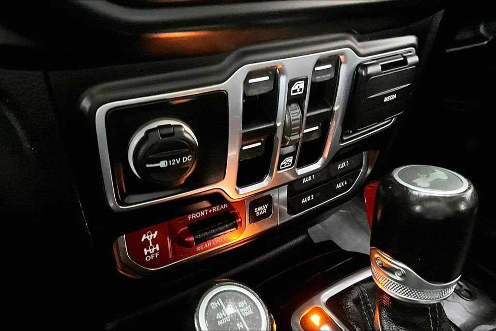 Used 2021 Jeep Wrangler Unlimited Rubicon 4xe w/ Dual Top Group image 15