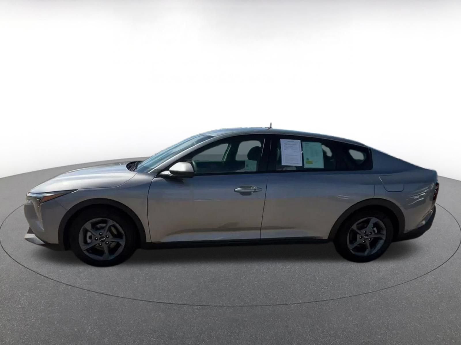 Used 2026 Kia K4 FWD image 8