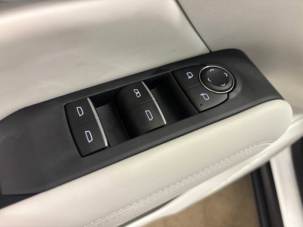 New 2026 GMC Terrain Denali AWD/4WD image 21