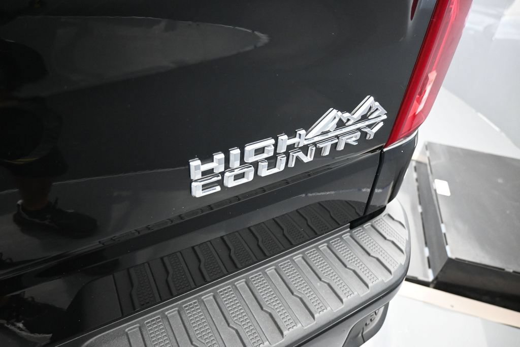 Used 2024 Chevrolet Silverado 1500 High Country w/ Technology Package RWD image 50