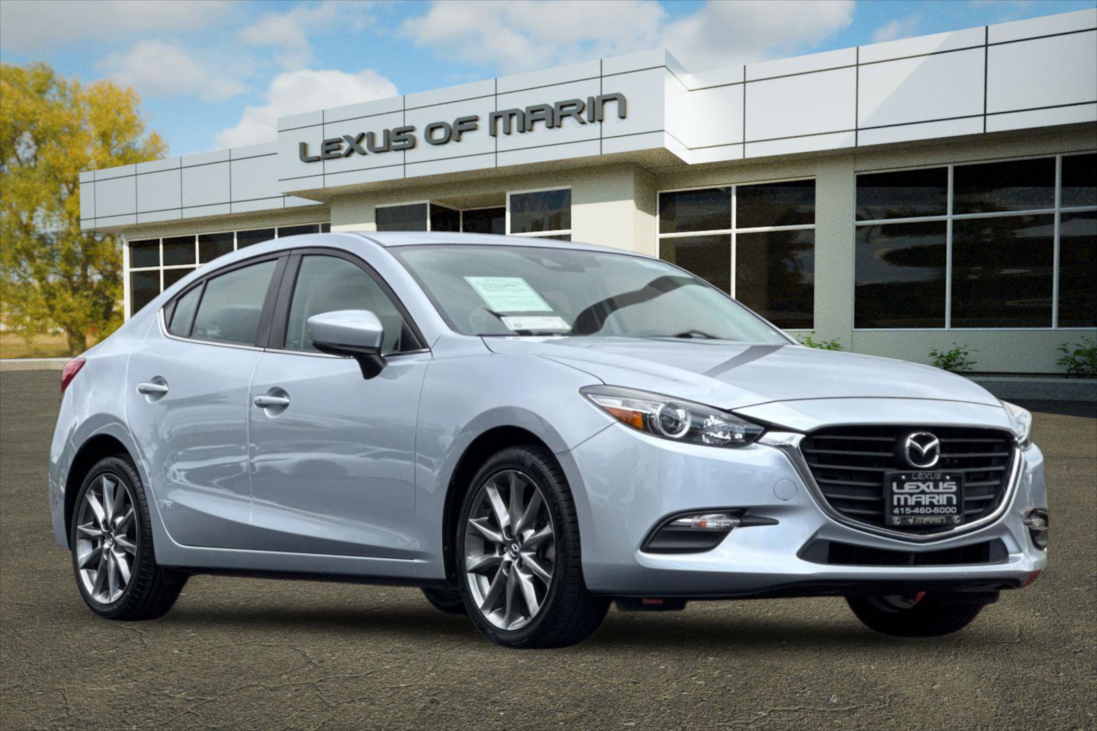 Used 2018 MAZDA MAZDA3 Touring FWD image 6