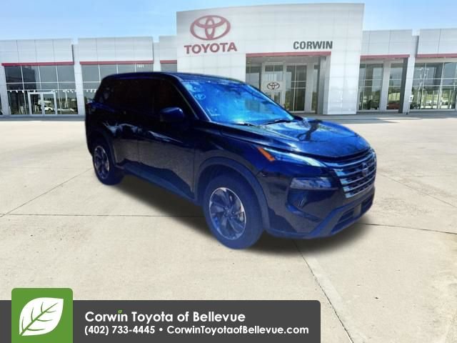 Used 2024 Nissan Rogue SV FWD image 37