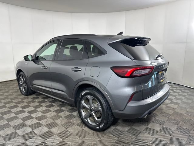 Used 2023 Ford Escape ST-Line image 5