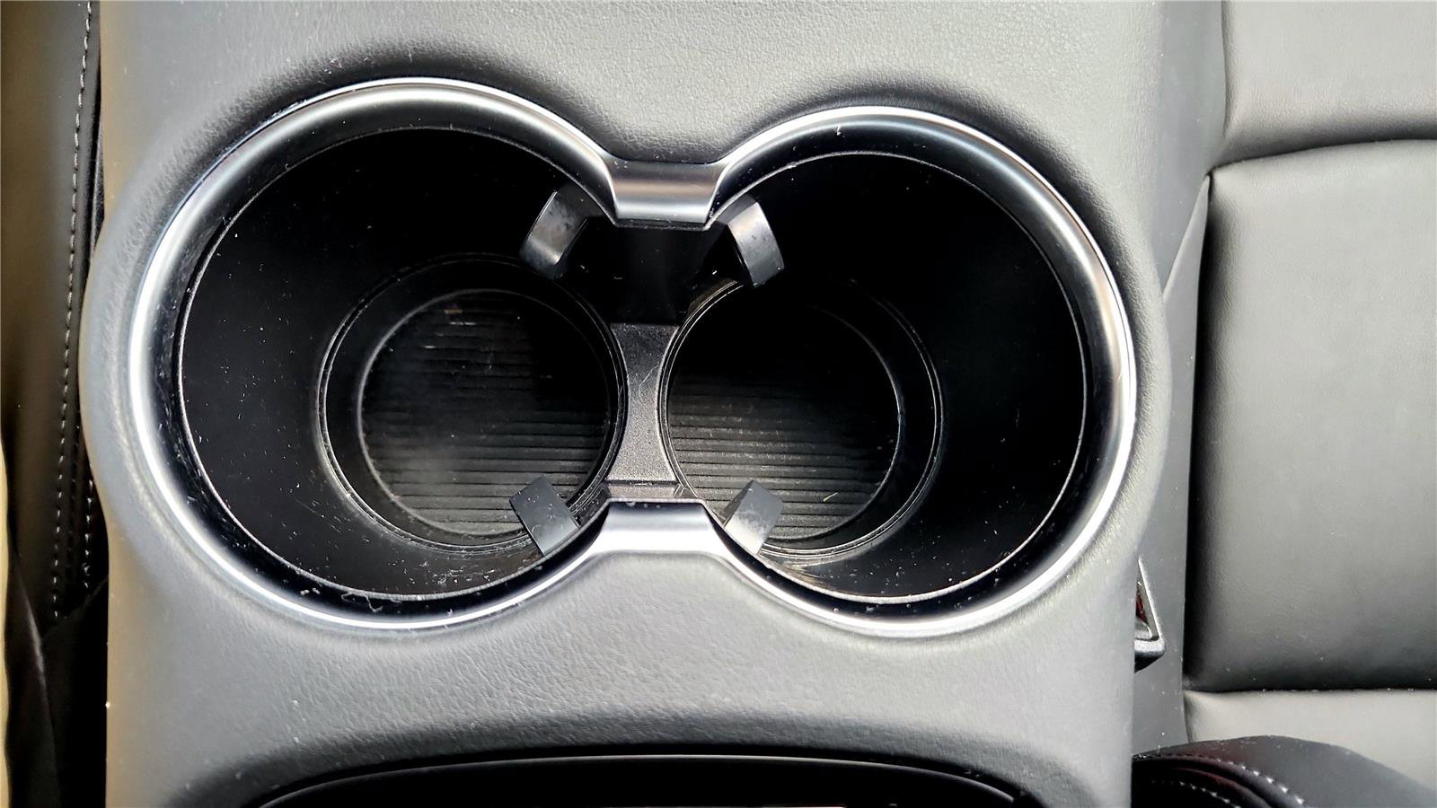 Certified 2023 Toyota Venza Nightshade image 34