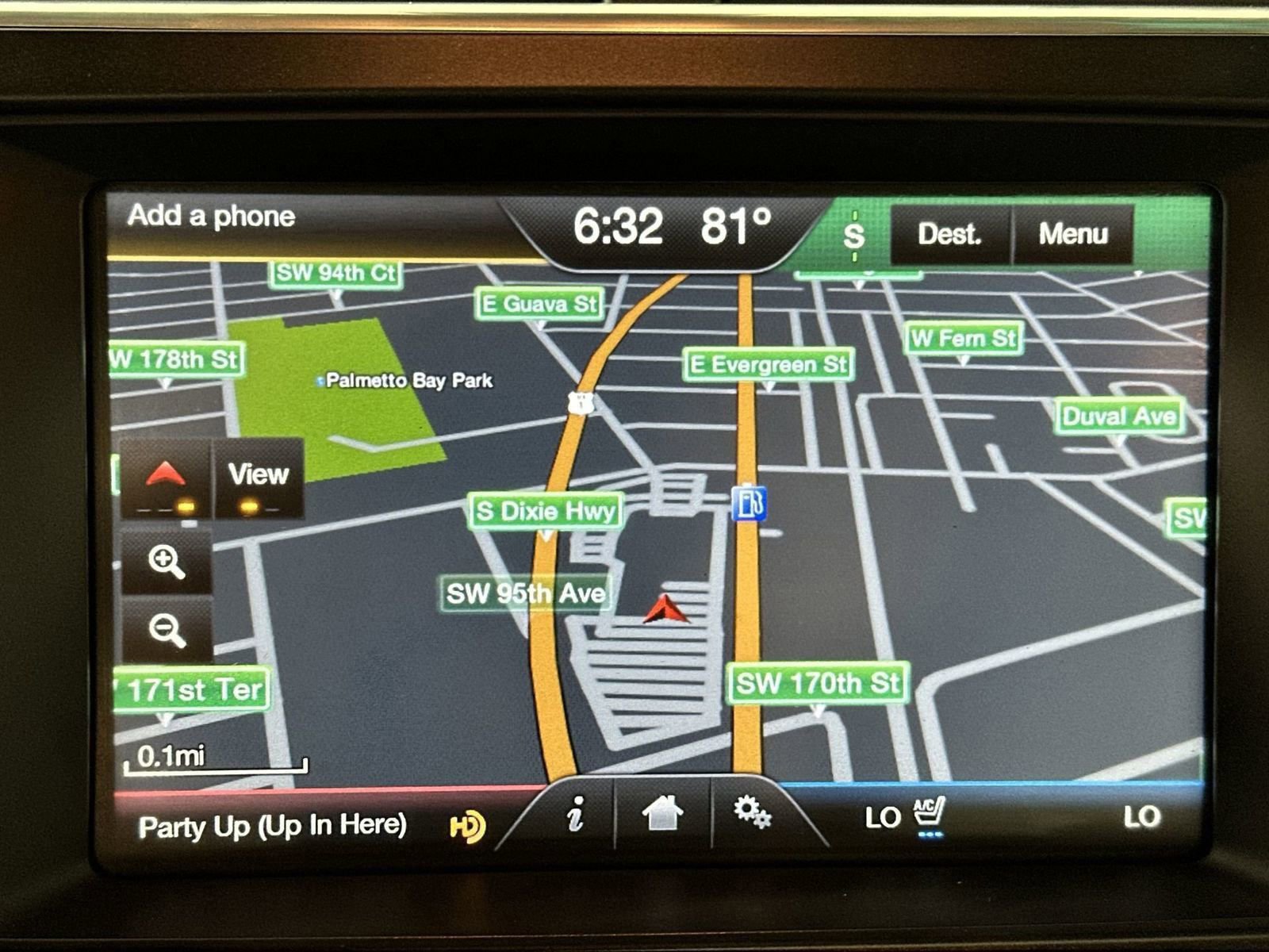 Used 2016 Ford Explorer Platinum image 22