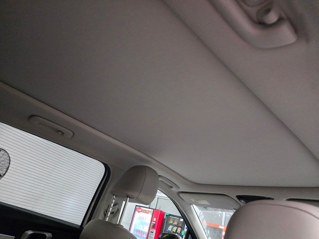 Used 2022 Kia Sorento S w/ Panoramic Sunroof Package FWD image 40