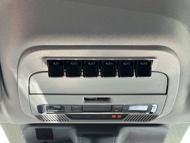 New 2026 Ford F250 Lariat w/ Black Appearance Package AWD/4WD image 13