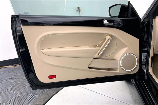 Used 2015 Volkswagen Beetle 1.8T image 21