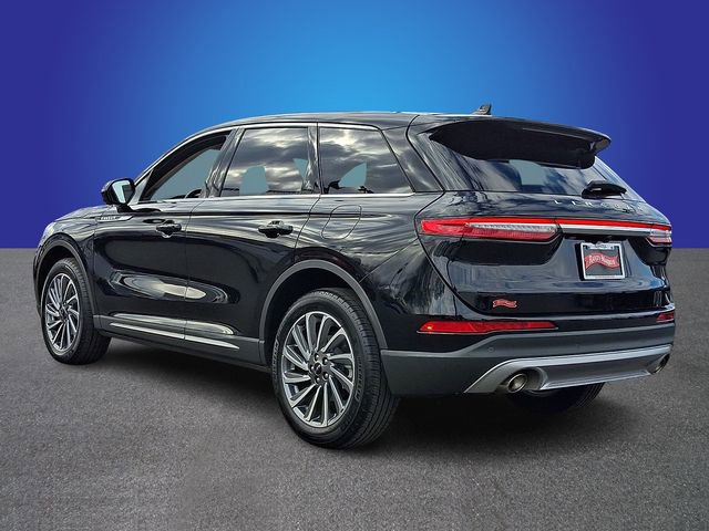 Certified 2025 Lincoln Corsair Reserve image 6