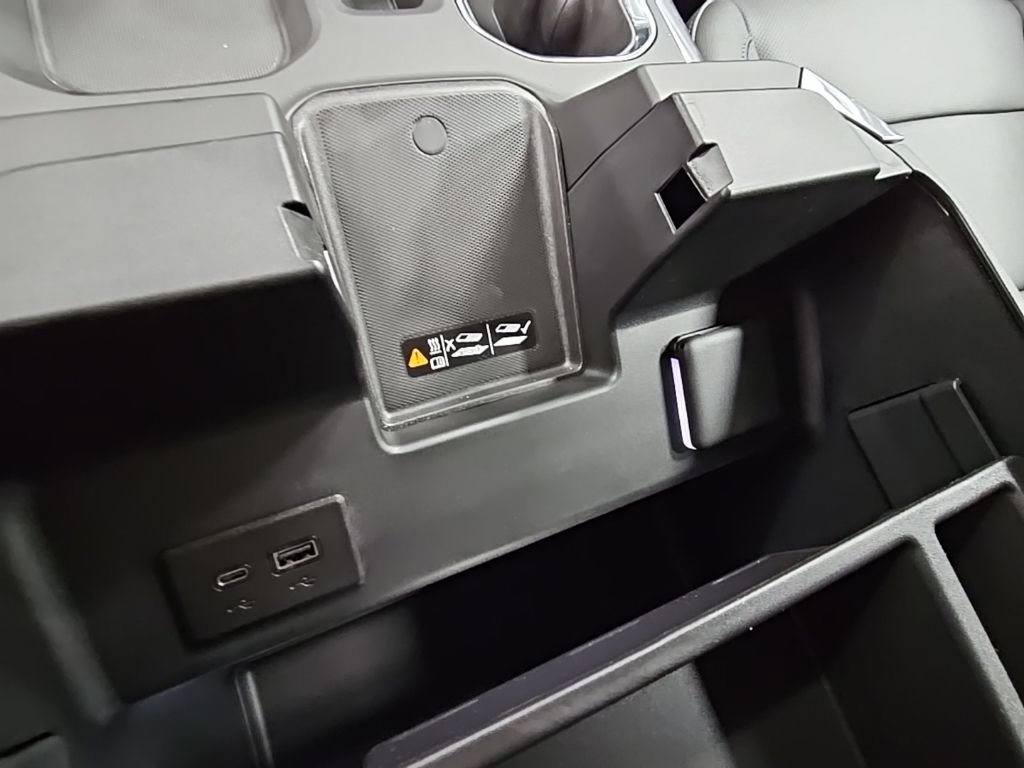 New 2026 GMC Sierra 1500 SLT w/ SLT Premium Plus Package image 25