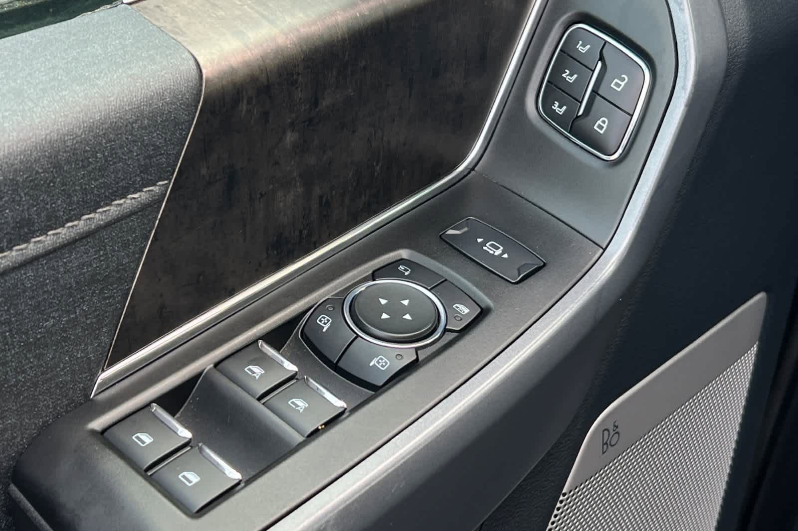 Certified 2023 Ford F250 Lariat w/ FX4 Off-Road Package image 14