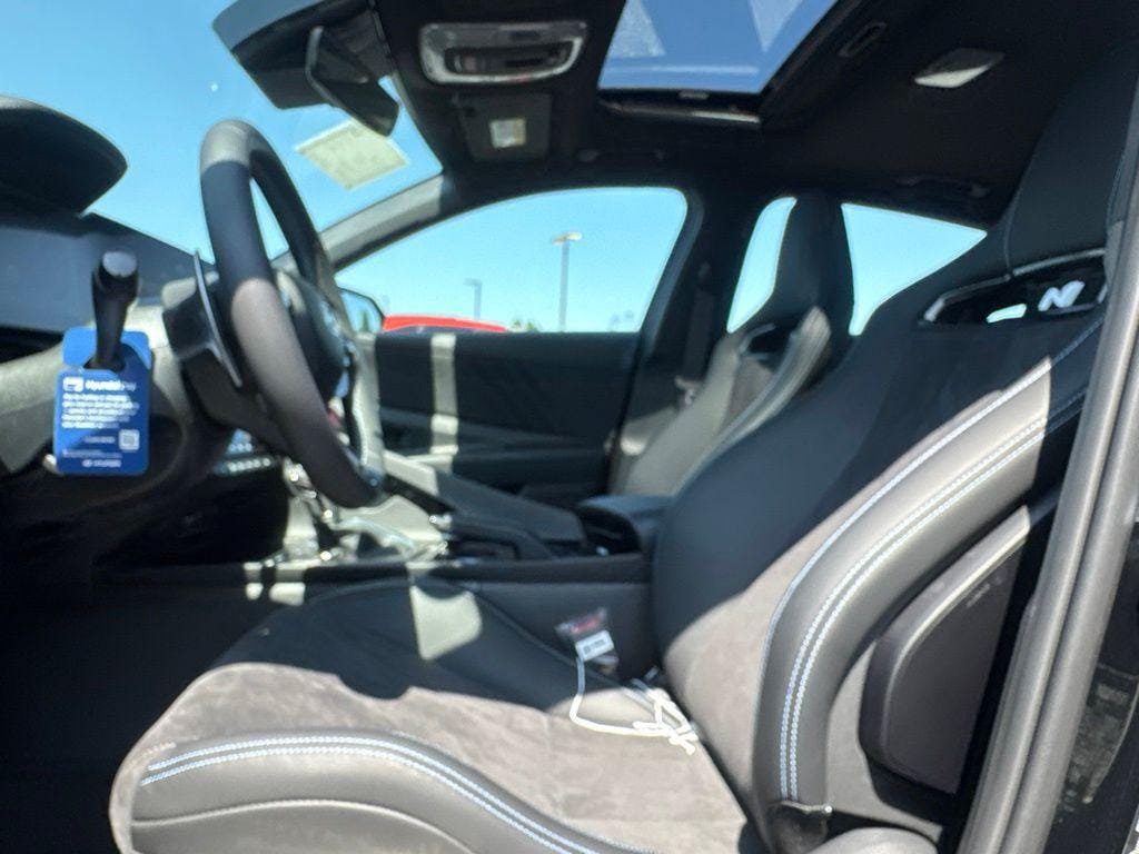 New 2026 Hyundai Elantra N FWD image 18