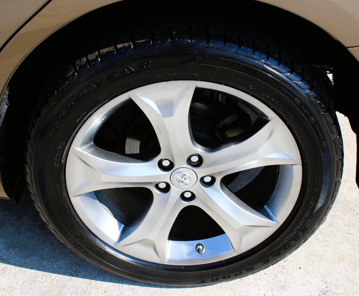 Used 2010 Toyota Venza w/ Security Pkg FWD image 13