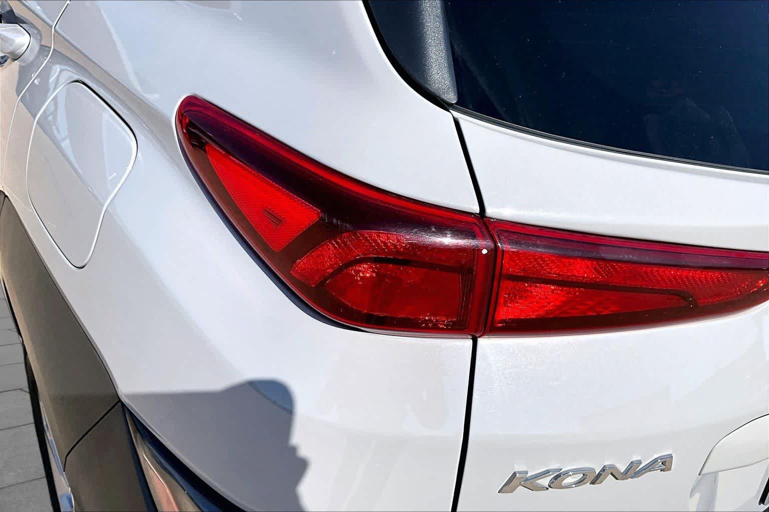 Used 2022 Hyundai Kona SEL FWD image 14