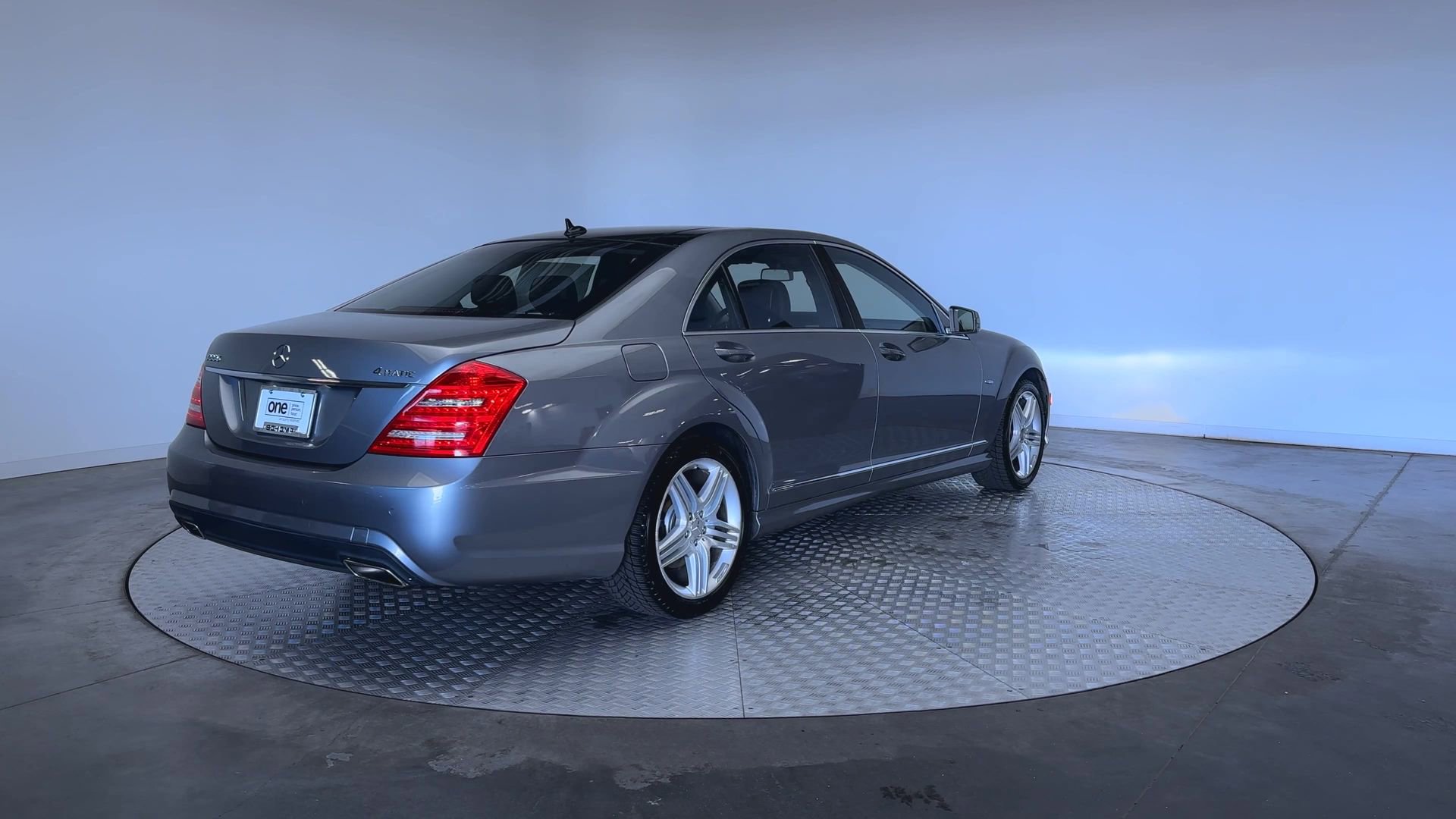 Used 2012 Mercedes-Benz S 550 4MATIC image 8