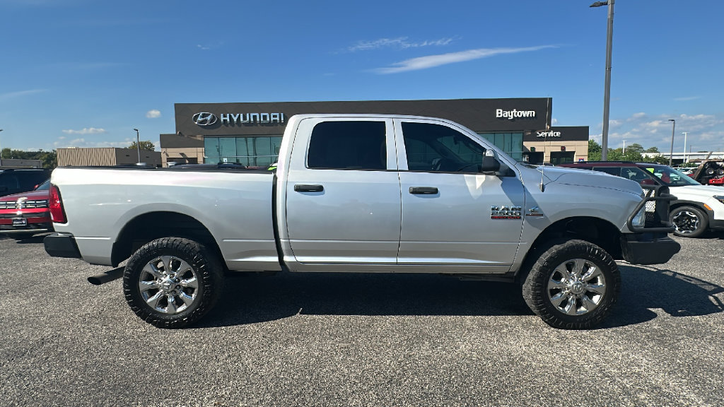 Used 2016 RAM 2500 Tradesman w/ Chrome Appearance Group AWD/4WD image 17
