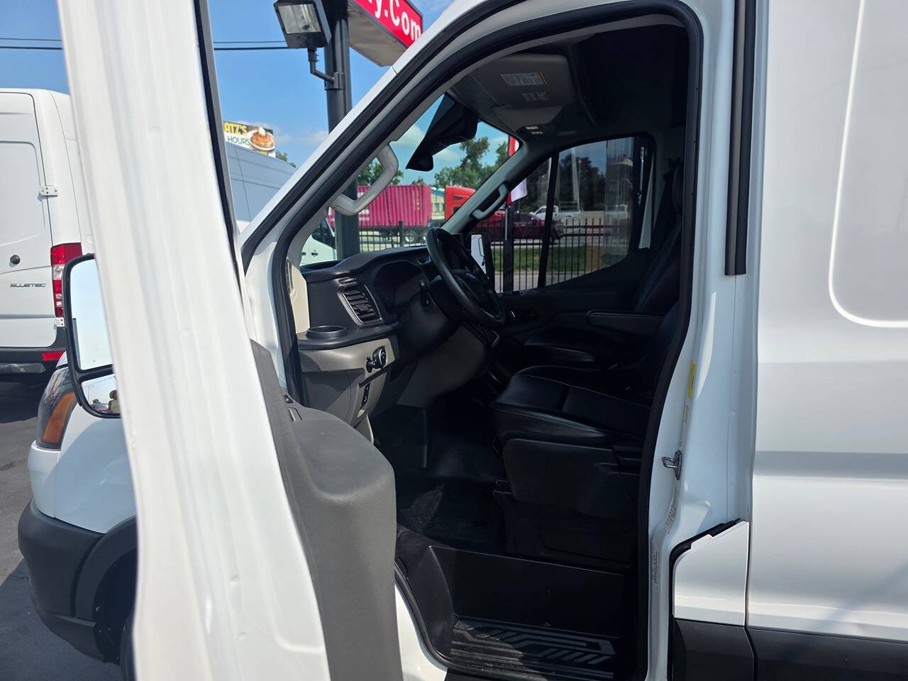 Used 2023 Ford Transit 250 Medium Roof w/ Load Area Protection Package RWD image 14