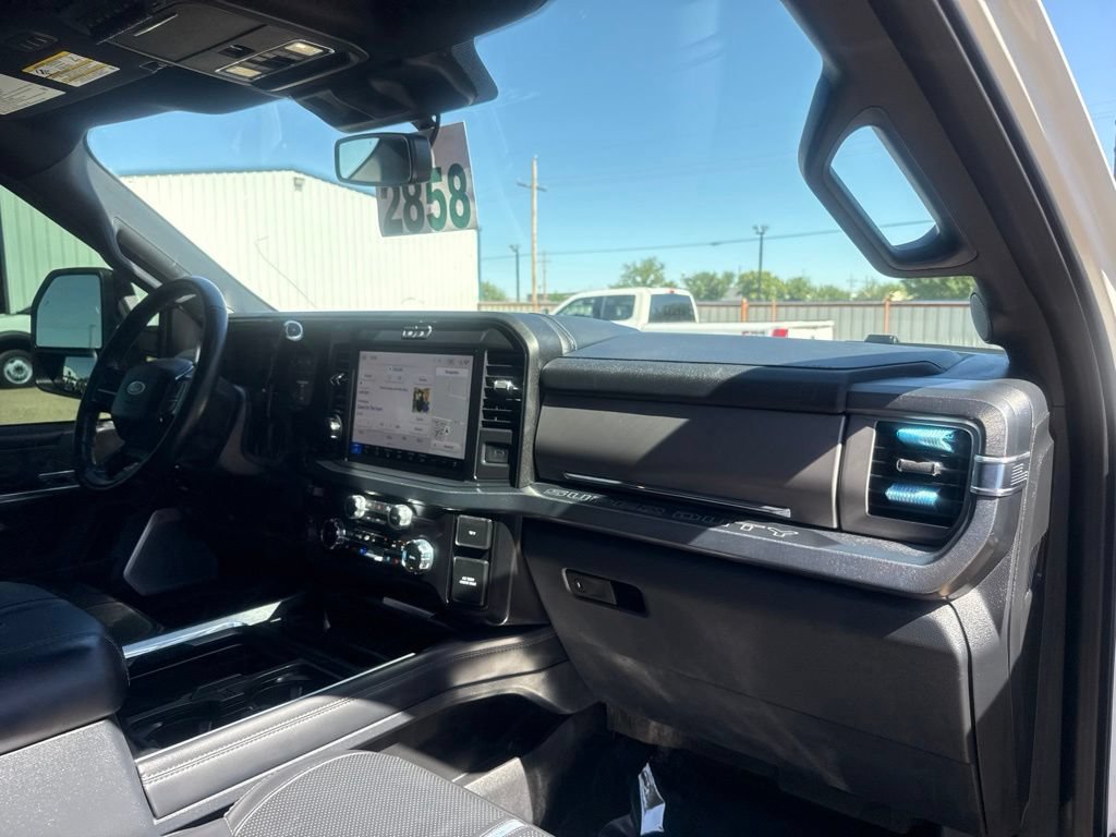 Used 2025 Ford F350 Platinum w/ FX4 Off-Road Package AWD/4WD image 40