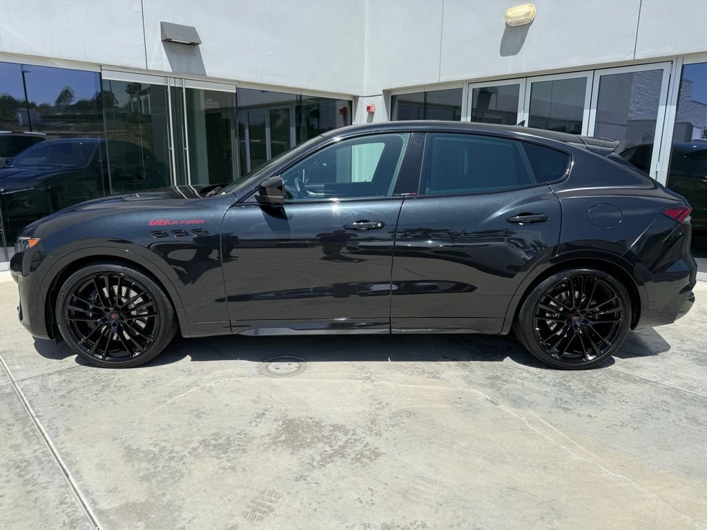 Certified 2024 Maserati Levante Trofeo AWD/4WD image 6