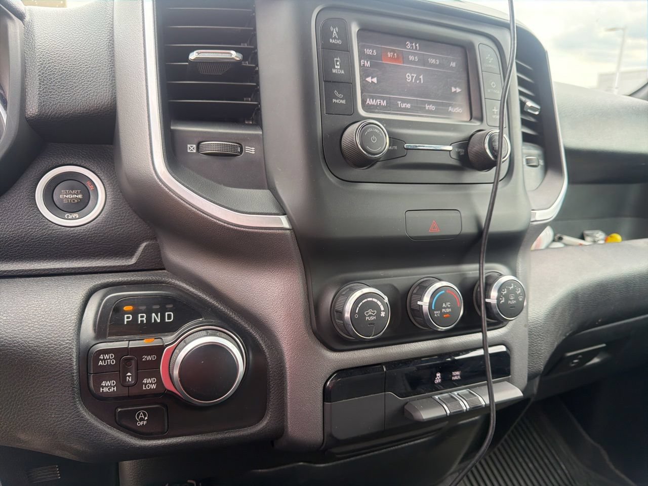 Used 2021 RAM 1500 Big Horn AWD/4WD image 8