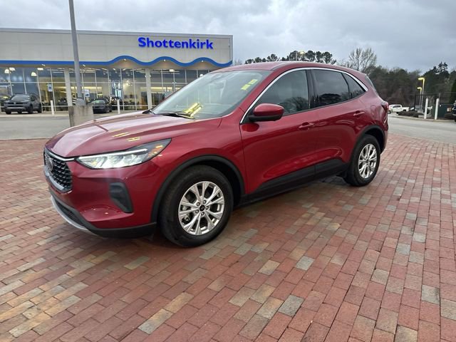 Used 2023 Ford Escape Active w/ Tech Pack #2 image 4