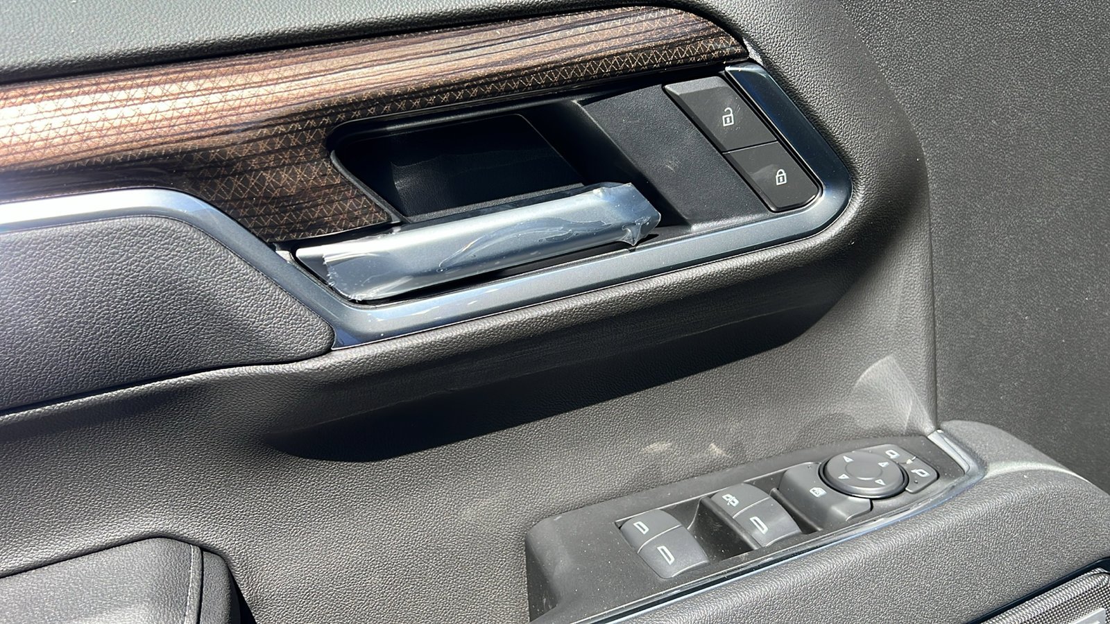 New 2026 Chevrolet Silverado 1500 LT Trail Boss w/ Convenience Package II image 19