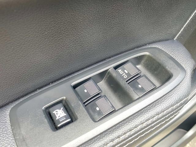 Used 2021 Ford Ranger Lariat w/ Tremor Off-Road Package AWD/4WD image 13