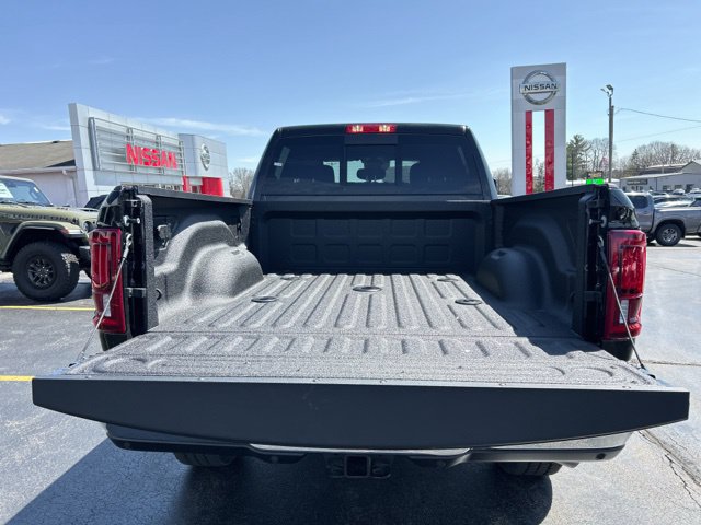 New 2026 RAM 2500 Big Horn AWD/4WD image 10