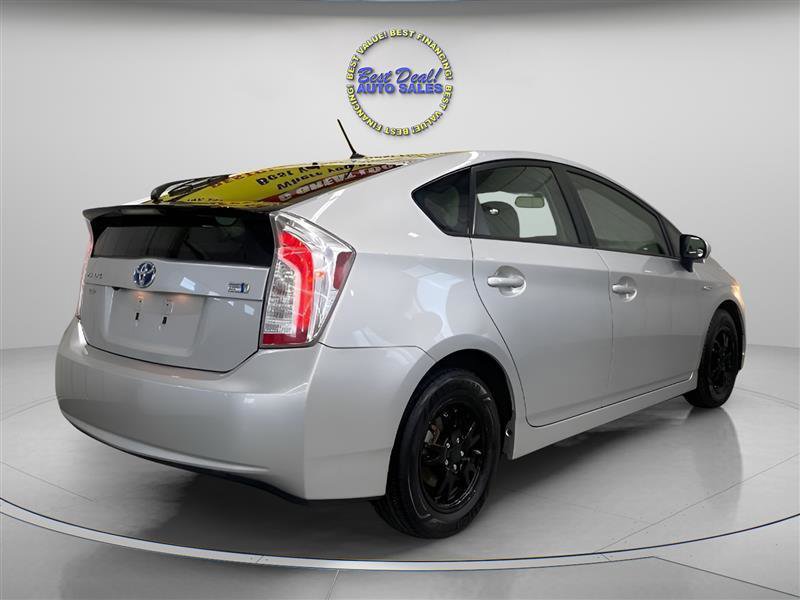 Used 2015 Toyota Prius Two image 6