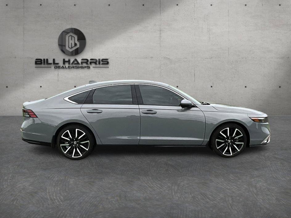 Used 2025 Honda Accord Touring image 19