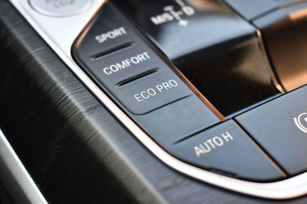 Used 2022 BMW M440i Convertible image 43