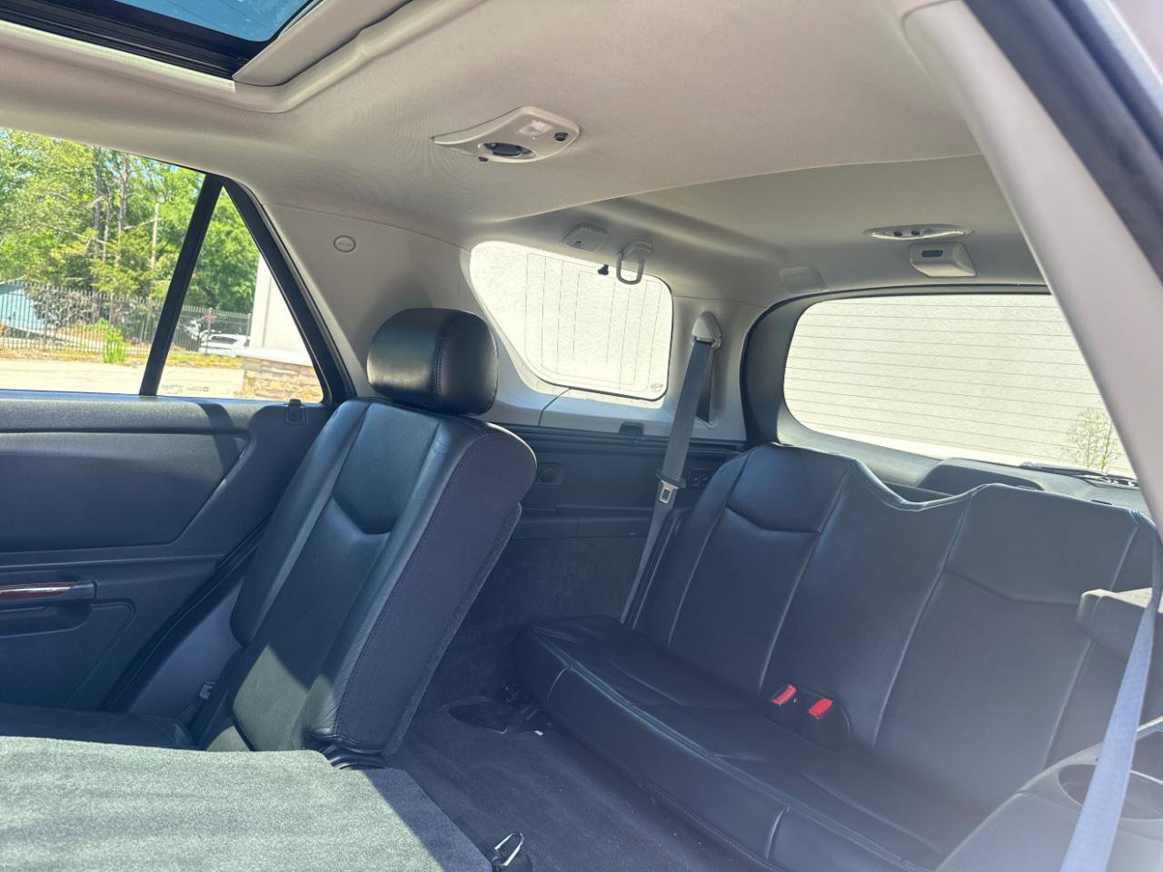 Used 2006 Cadillac SRX w/ Drivers Level One Package AWD/4WD image 15