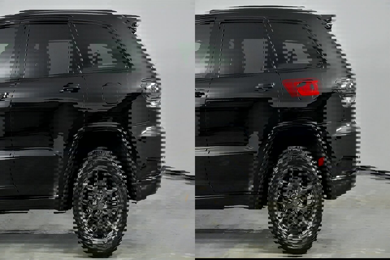 Used 2021 Jeep Grand Cherokee Limited w/ Quick Order Package 2GK 80th image 9