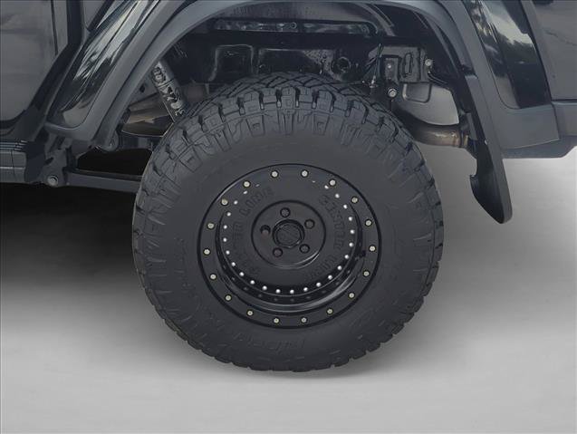 Used 2020 Jeep Gladiator Overland AWD/4WD image 25