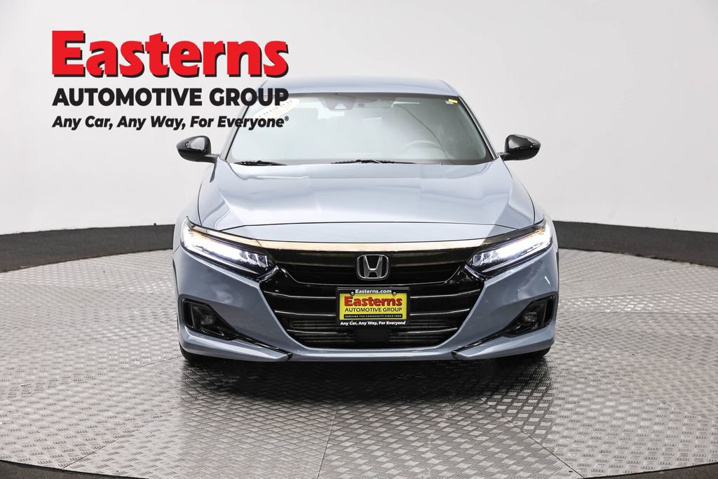 Used 2022 Honda Accord Sport image 2