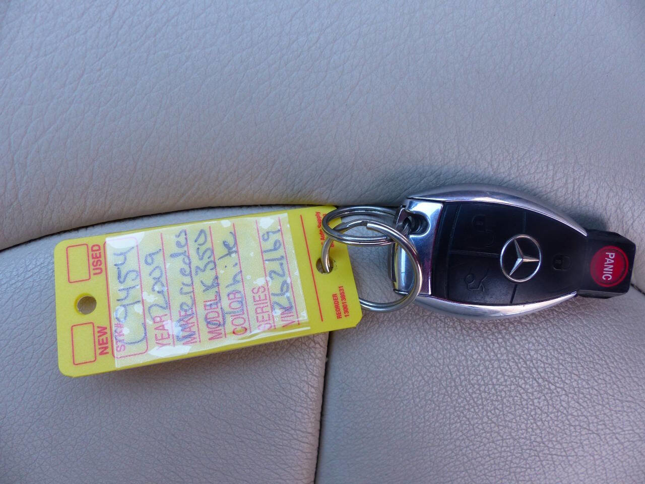 Used 2009 Mercedes-Benz CLK 350 Coupe image 39