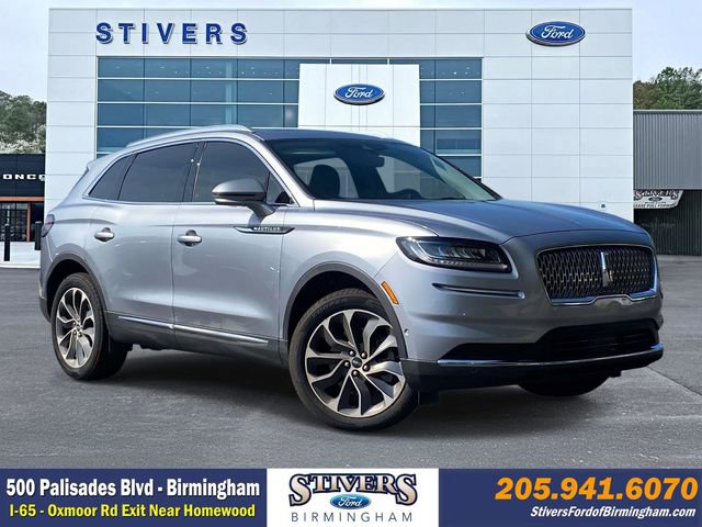 Used 2023 Lincoln Nautilus Reserve image 1