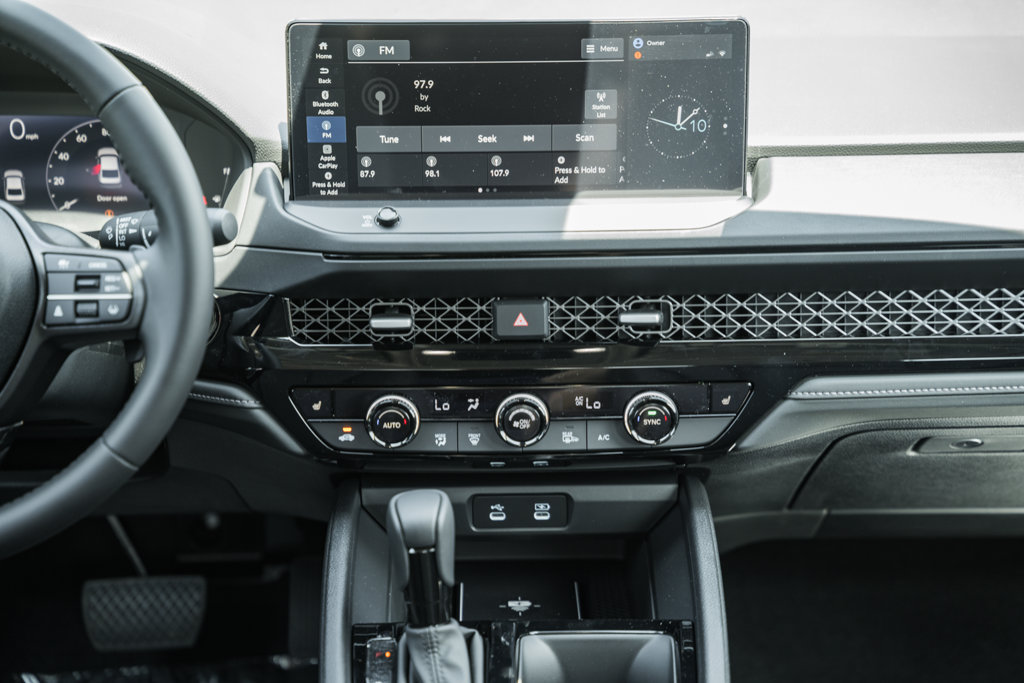 Used 2026 Honda Accord EX-L image 18