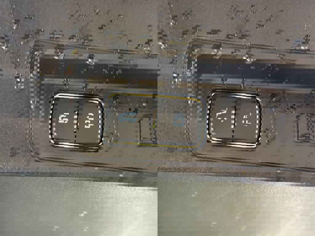 Used 2025 Ford Explorer Active image 35