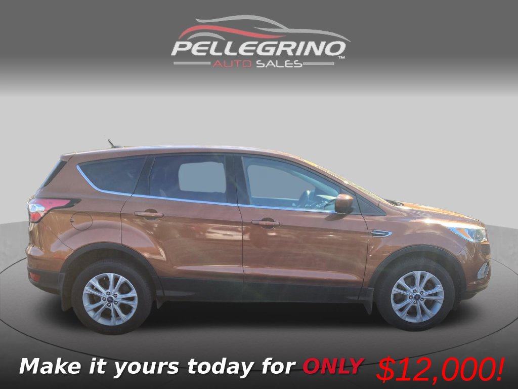 Used 2017 Ford Escape SE w/ SE Cold Weather Package AWD/4WD image 8