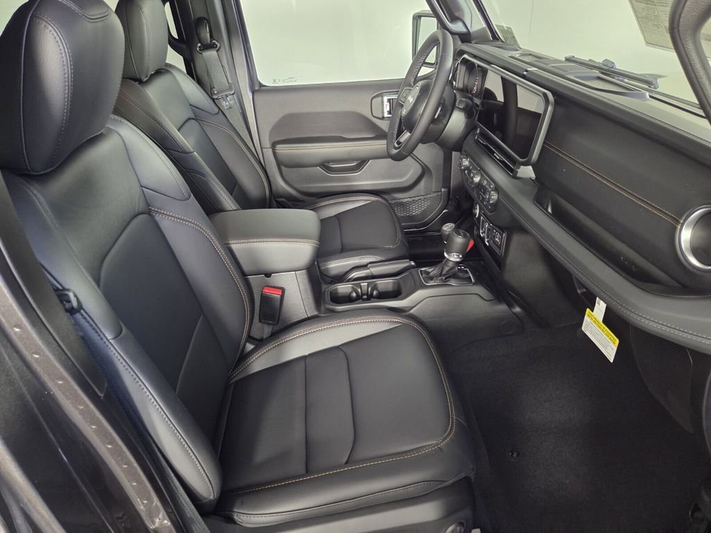 New 2026 Jeep Gladiator Sport AWD/4WD image 20
