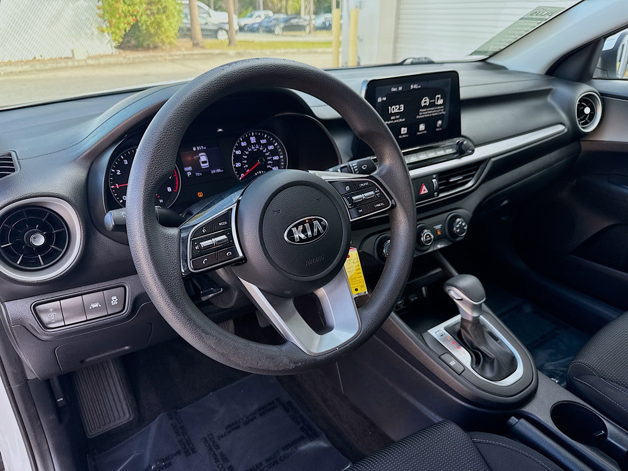 Used 2021 Kia Forte LXS image 7